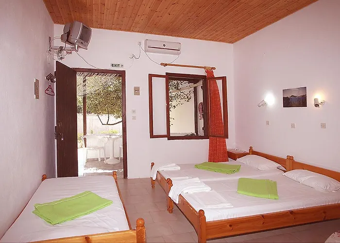 Karidies Скопелос